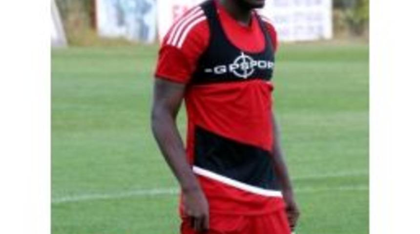 Muhammed Fatau Takımla Birlikte &Ccedil;alışmalara Başladı