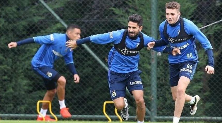 Fenerbah&ccedil;e, Alanyaspor Ma&ccedil;ı Hazırlıklarını S&uuml;rd&uuml;rd&uuml;