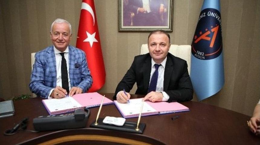 Akdeniz &Uuml;niversitesi İle Ansiad Arasında Protokol İmzalandı