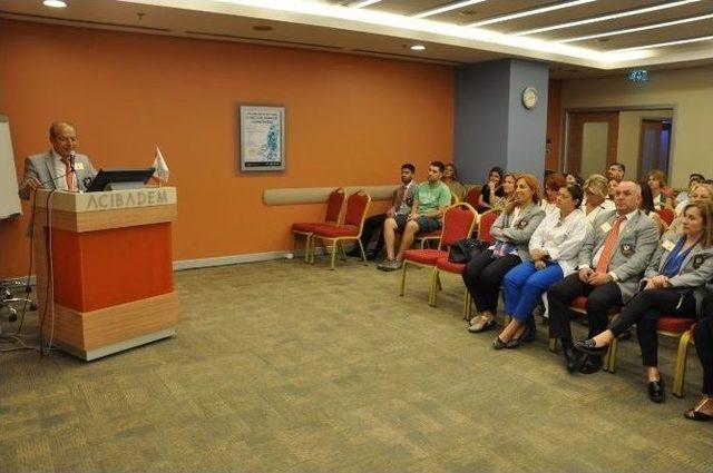 Prof. Dr. Yağmur: &ldquo;meme Kanseri Her 8 Kadından 1&rsquo;inde G&ouml;r&uuml;l&uuml;yor" 1