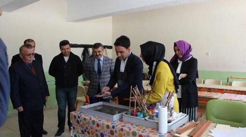 Tokat&rsquo;ta Ebru Sanatı Sergisi Ve Şenliği