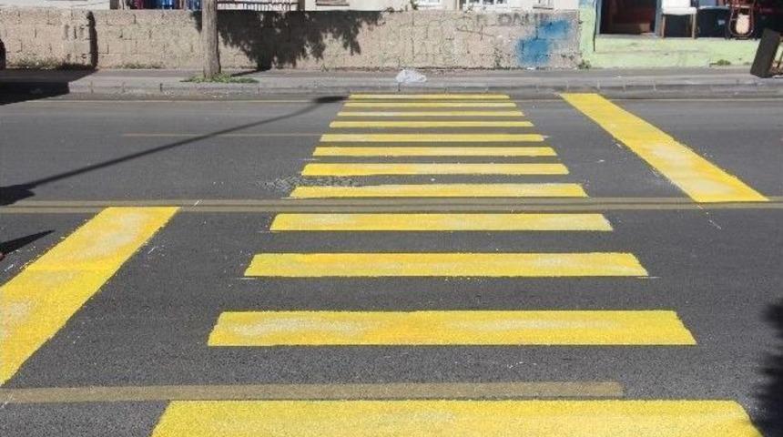 Develi Belediyesi Yaya Geçidi Çalışmalarına Başladı