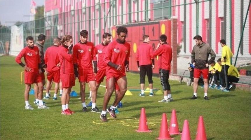 Eskişehirspor&rsquo;da Giresunspor Ma&ccedil;ı Hazırlıkları Devam Ediyor