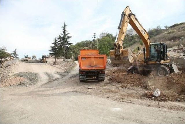 Karapınar’da Yol Açma Çalışmaları Başladı