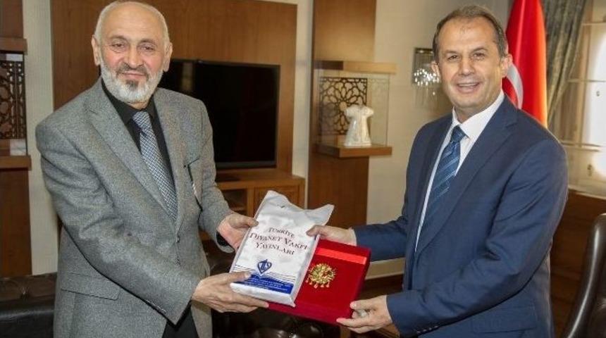 M&uuml;ft&uuml; Arvas&rsquo;tan Vali Taşyapan&rsquo;a Ziyaret