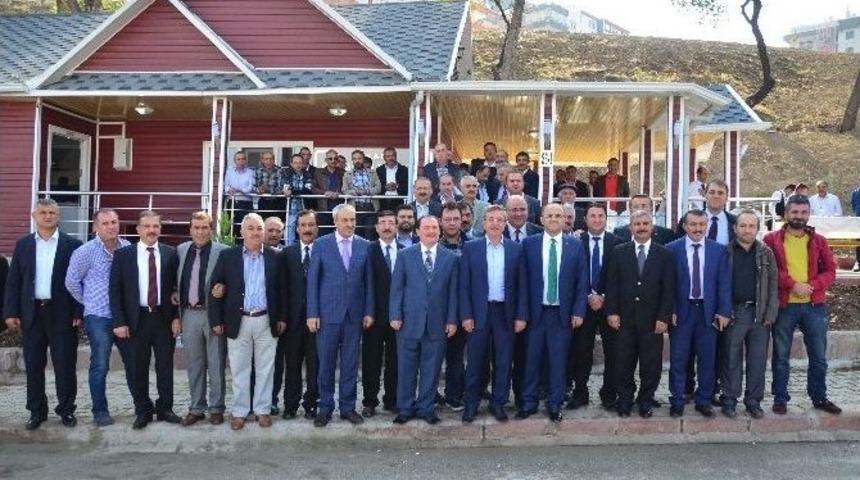 Başkan &Ccedil;etin Dolmuş Durağının A&ccedil;ılışını Yaptı