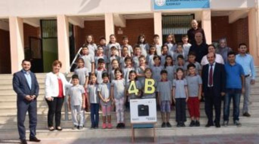 Yunusemre&rsquo;den &Ccedil;evreci &Ouml;ğrencilere &Ouml;d&uuml;l