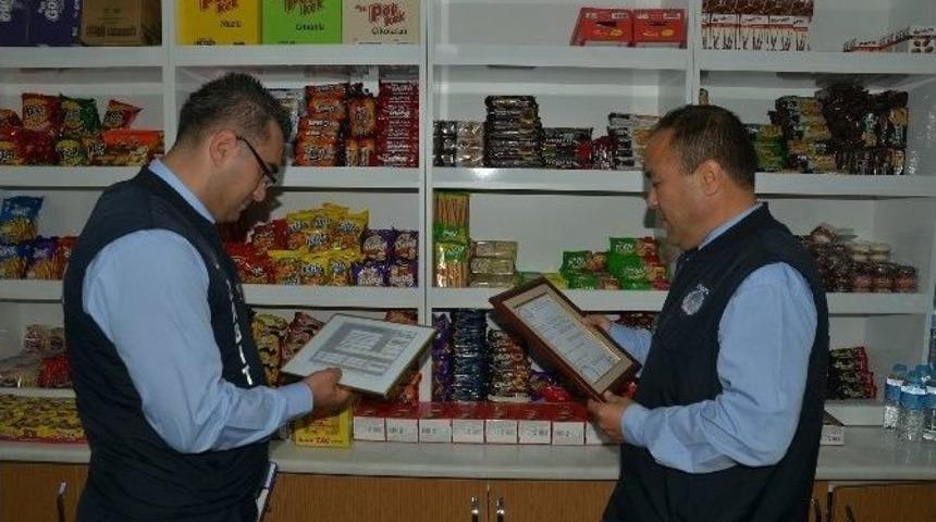 Tepebaşı Zabıtası Okul Kantinlerini Denetledi