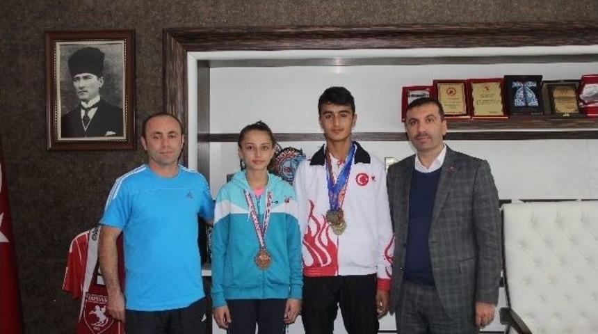 Avrupa Ve T&uuml;rkiye Şampiyonları Kavak&rsquo;tan &Ccedil;ıktı