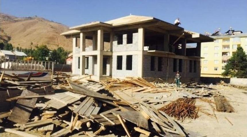 Başkan Asya, Bilgi Evi İnşaatını İnceledi