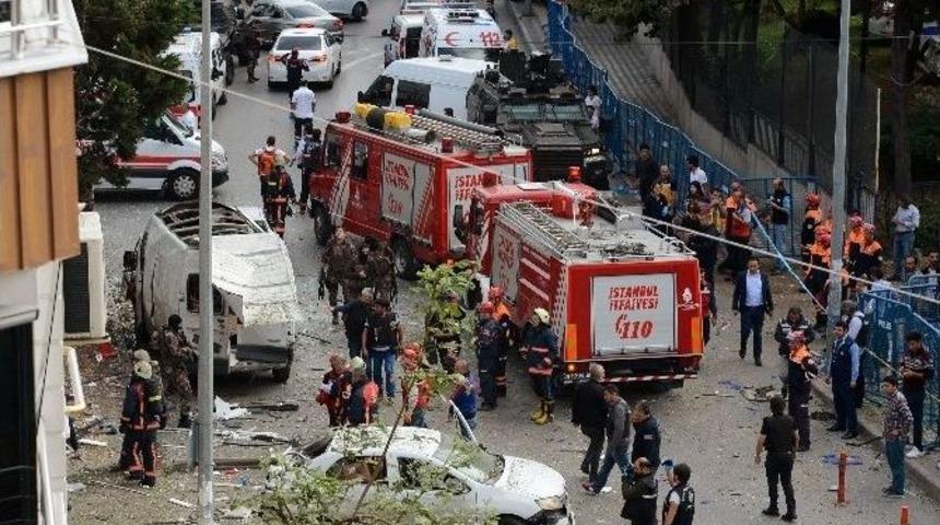 Yenibosna&rsquo;da Şiddetli Patlama: 1&rsquo;i Ağır 5 Yaralı