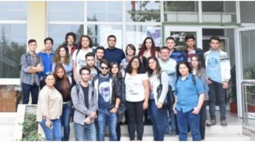 Anadolu &Uuml;niversitesi Turizm Fak&uuml;ltesi&rsquo;nden Yeni &Ouml;ğrencilere Rehberlik Hizmeti Oryantasyonu