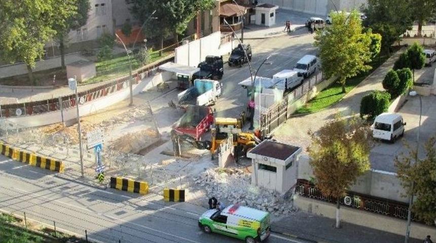 Emniyet M&uuml;d&uuml;rl&uuml;ğ&uuml; &Ouml;n&uuml;nde Doğalgaz Borusu Patladı