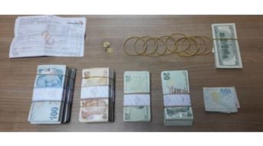 Telefon Dolandırıcısı Polise Yakalandı