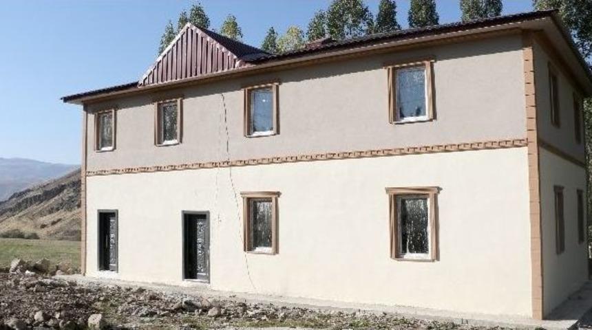 B&uuml;y&uuml;kşehir İl&ccedil;elere K&ouml;y Konağı Yapıyor