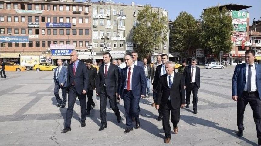&Ccedil;sgb Bakan Yardımcısı Ak Parti Kırıkkale İl Başkanlığı&rsquo;na Ziyaret
