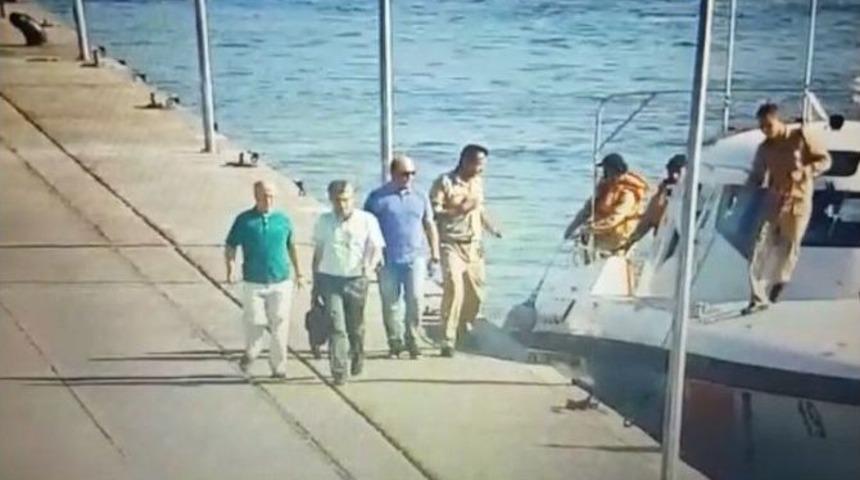 Amirallerin Donanma Komutanlığı&rsquo;ndan Ka&ccedil;ma Anı Kameralara Yansıdı