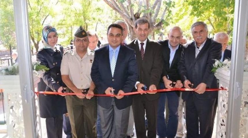 Simav&rsquo;da 14 Asırlık Hisar Kalesi Restore Ettirildi