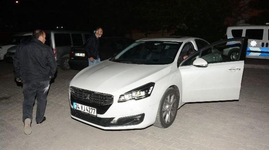 Bombacı Sahte Plaka Takıp Ka&ccedil;maya &Ccedil;alışmış