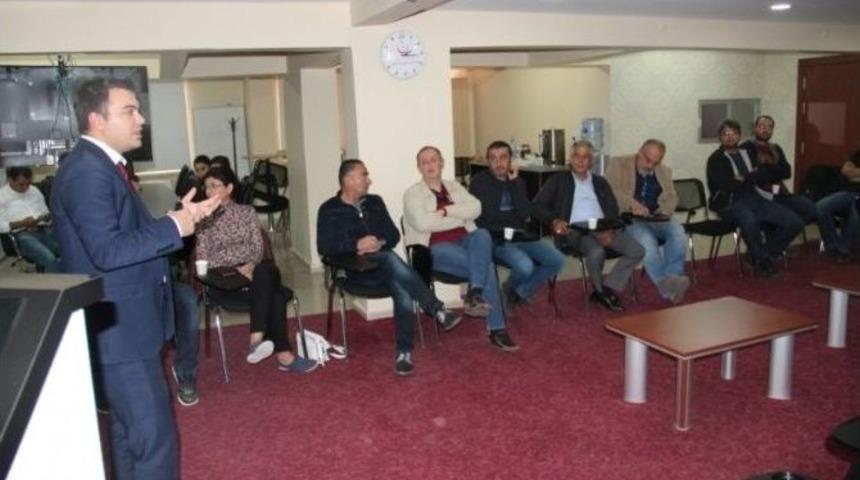 Aile Hekimlerine Uyuşturucu Ve T&uuml;t&uuml;n Bağımlılığı Eğitimi Verildi