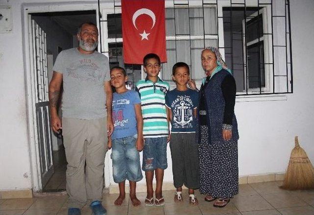 9 Aydır Elektriksiz, Susuz Evde Yaşıyorlar