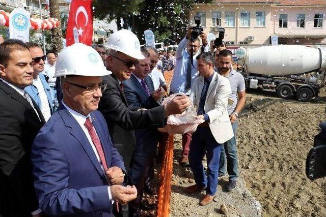 Salihlili Gençlere Büyükşehirden Büyük Hizmet