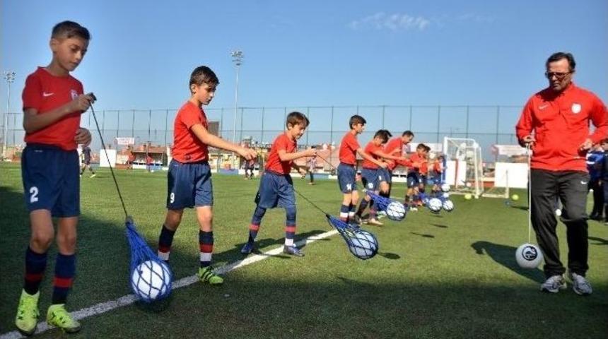 Avrupa&rsquo;da Ne Varsa Altınordu&rsquo;da Var