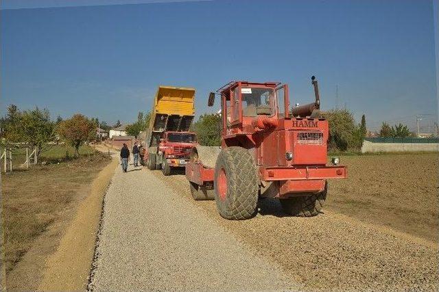 Tepebaşı Belediyesi Fen İşleri Ekipleri Çukurhisar’da