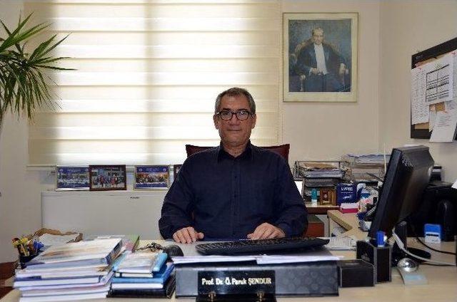 Prof. Dr. Şendur, Bel Ve Boyun Fıtığı Hastalarını Uyardı