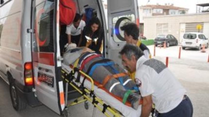 Fabrika &Ccedil;atısından D&uuml;şen Suriyeli Ağır Yaralandı