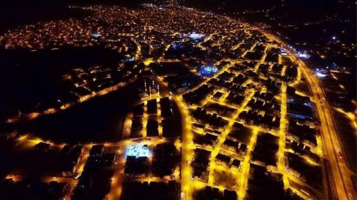Kula Caddeleri Işıl Işıl