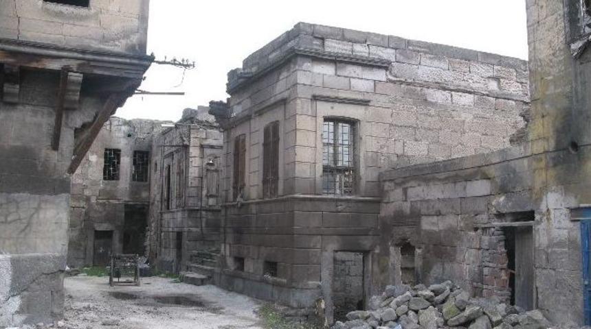 B&uuml;y&uuml;kşehir, M&uuml;ft&uuml; Evi Projesiyle De &Ouml;d&uuml;l Aldı