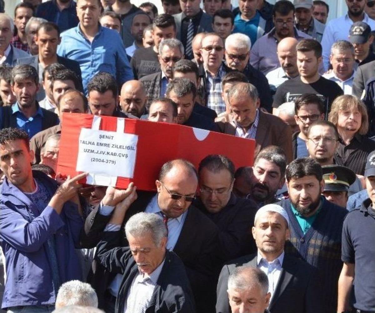 Şehit Uzman &Ccedil;avuş Son Yolculuğuna Uğurlanıyor