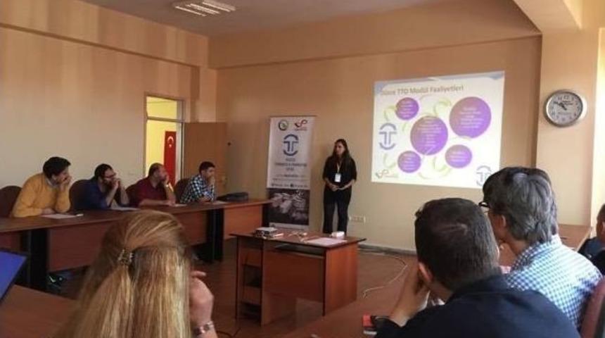 D&uuml;zce Tto Ak&ccedil;akoca&rsquo;da Proje Hazırlama Eğitimi Verdi