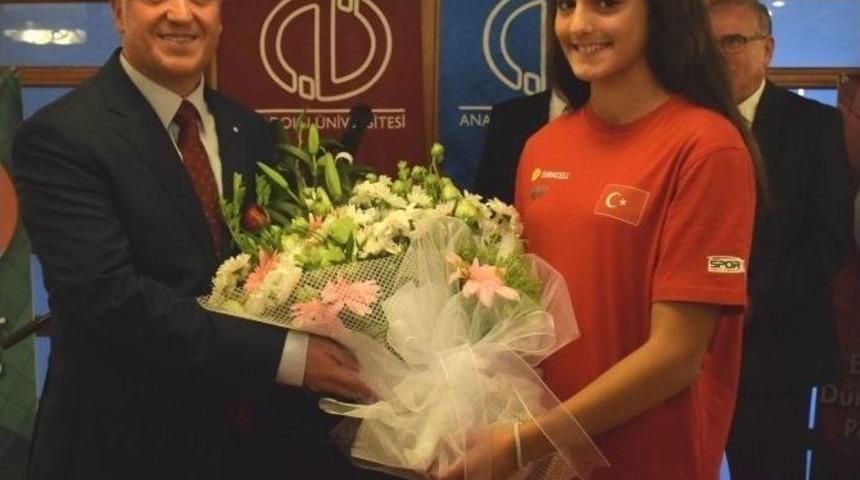 Anadolu &Uuml;niversitesi Spor Kul&uuml;b&uuml; Yeni Sezona Merhaba Dedi