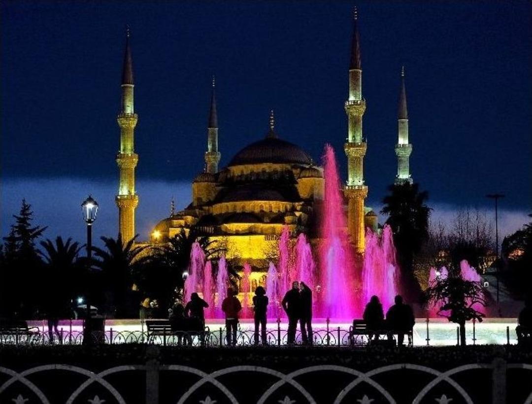 Uedaş&rsquo;tan &rsquo;şehrin Işıkları&rsquo;nı Yakanlara &Ouml;d&uuml;l