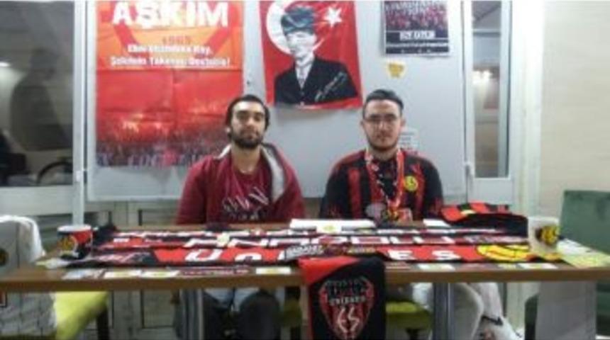 &Uuml;niversiteli Eskişehirsporlular Stant A&ccedil;tı