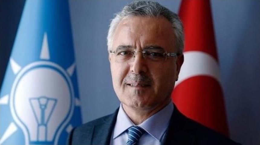 Siyaset Akademisi&rsquo;nde Zil &Ccedil;alıyor