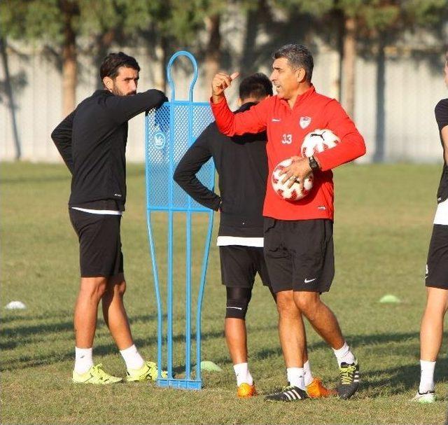 Manisaspor’da Karafırtınalar İlk Antrenmanına Çıktı