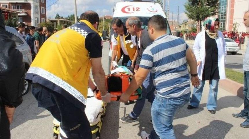 Tavşanlı&rsquo;da Trafik Kazası: 2 Yaralı