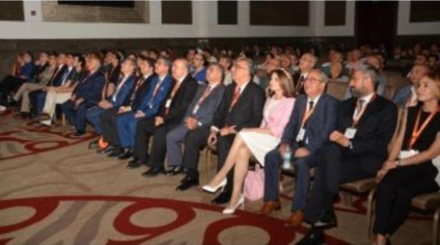 &Ccedil;ukurova Diş Hekimliği G&uuml;nleri Başladı