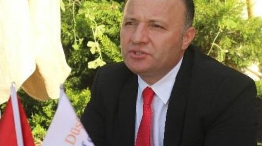 A&uuml; Rekt&ouml;r&uuml; &Uuml;nal: "b&ouml;brek Naklinde Tarihe Ge&ccedil;tik"