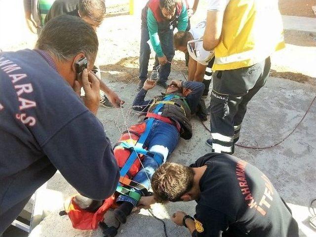 &Ccedil;ukura D&uuml;şen İş&ccedil;iyi İtfaiye Kurtardı 1