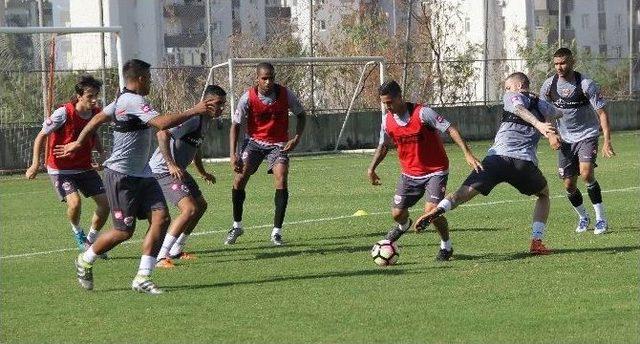 Adanaspor’da Kardemir Karabükspor Maçı Hazırlıkları Sürüyor