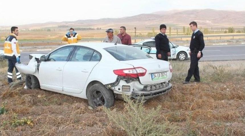 Sivas&rsquo;ta Trafik Kazası: 1 Yaralı