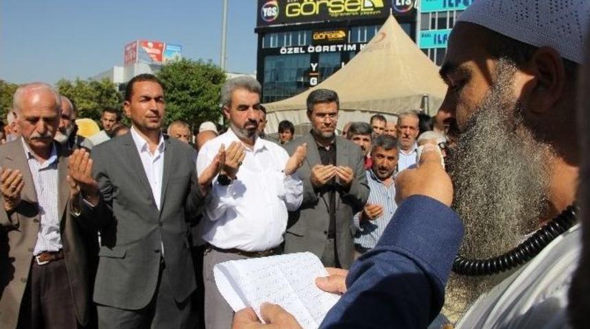 Kobani&rsquo;de Hayatını Kaybedenler İ&ccedil;in Malatya&rsquo;da Gıyabi Cenaze Namazı Kılındı