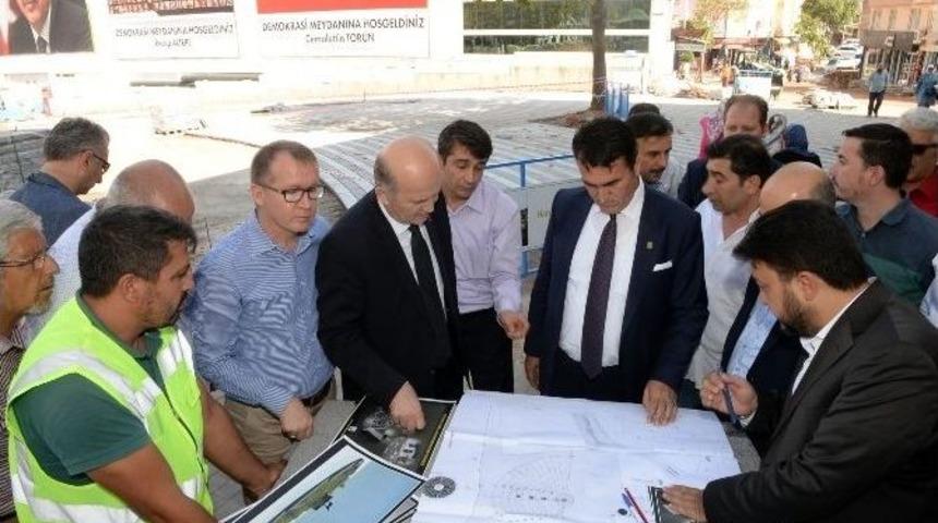 Demokrasi Meydanı&rsquo;nda &Ccedil;alışmalar S&uuml;r&uuml;yor