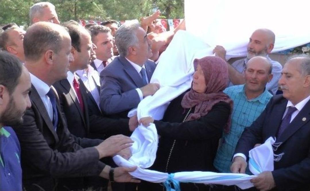 Hayati Yazıcı Cami Ve Şehitler Anıtının A&ccedil;ılışını Yaptı