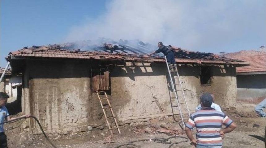 Samanlığı Yanan İtfaiyeci Şok Yaşadı