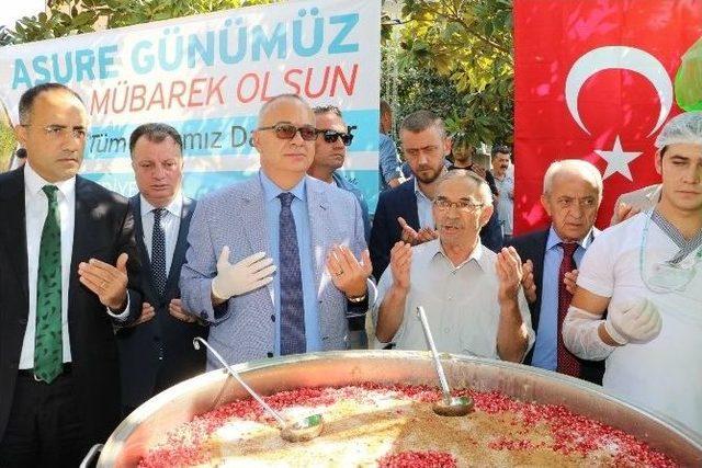 Manisa Büyükşehir’den 5 Bin Kişilik Aşure Hayrı